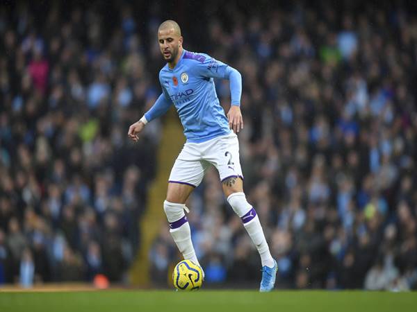 Top 7 hậu vệ cánh phải xuất sắc nhất thế giới hiện nay Top 7 hậu vệ cánh phải xuất sắc nhất thế giới hiện nay