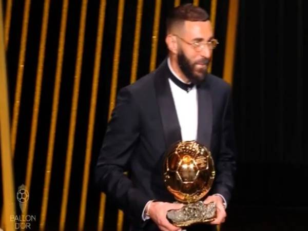 Bóng đá Quốc tế tối 18/10: Benzema bỏ quên Quả bóng vàng Bóng đá Quốc tế tối 18/10: Benzema bỏ quên Quả bóng vàng