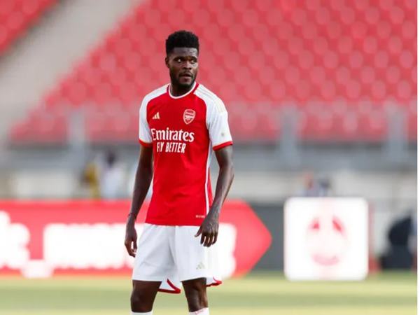 Bóng đá QT 4/8: Juventus hỏi mua tiền vệ Thomas Partey Bóng đá QT 4/8: Juventus hỏi mua tiền vệ Thomas Partey