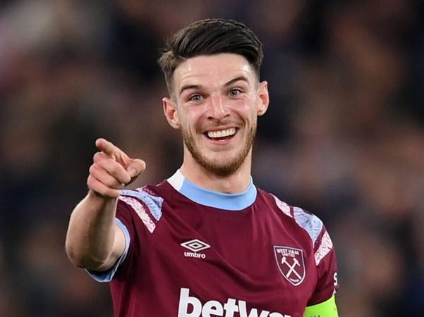 Tiểu sử cầu thủ Declan Rice: Thông tin cá nhân và sự nghiệp bóng đá Tiểu sử cầu thủ Declan Rice: Thông tin cá nhân và sự nghiệp bóng đá