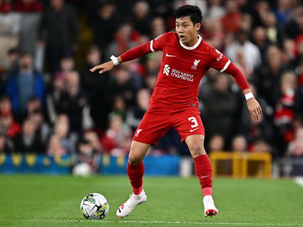 BĐQT tối 31/7: Marseille rút lui khỏi thương vụ Wataru Endo BĐQT tối 31/7: Marseille rút lui khỏi thương vụ Wataru Endo