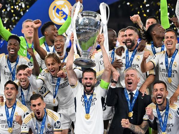 Top những CLB mạnh nhất thế giới: Cuộc chiến giành ngôi vương Top những CLB mạnh nhất thế giới: Cuộc chiến giành ngôi vương