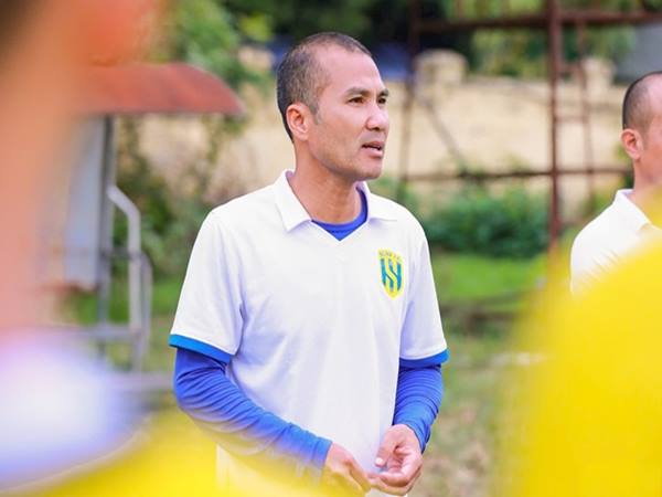 Bóng đá VN 3/10: SLNA bổ nhiệm loạt HLV Bóng đá VN 3/10: SLNA bổ nhiệm loạt HLV