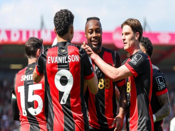 Tin MU: Man United thoát thua kịch tính trước Bournemouth Tin MU: Man United thoát thua kịch tính trước Bournemouth