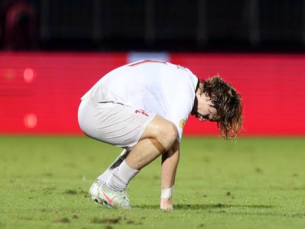 Cách nhận biết cầu thủ xuống sức khi thi đấu trên sân Cách nhận biết cầu thủ xuống sức khi thi đấu trên sân