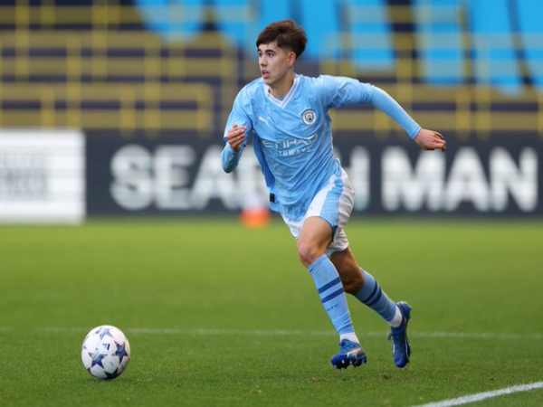 Top hậu vệ trẻ Man City đáng kỳ vọng trong tương lai Top hậu vệ trẻ Man City đáng kỳ vọng trong tương lai